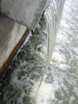 Aguas residuales123rf b 18258