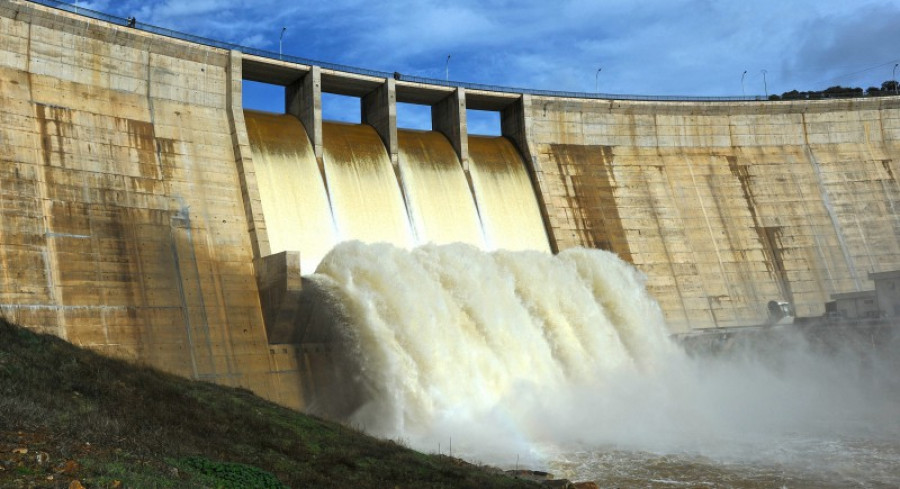 Embalsemontoro 123rf 16797
