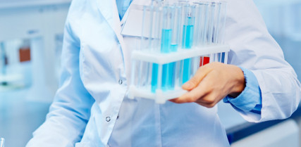 Quimica laboratorioinvestig123rf 15783