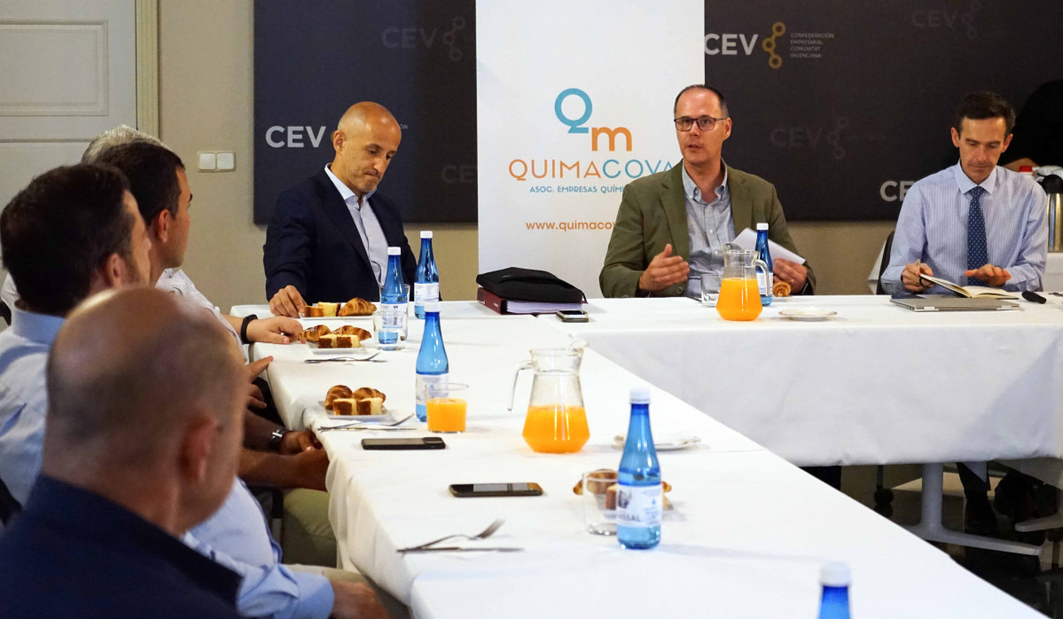 NDP Desayuno QUIMACOVA 1
