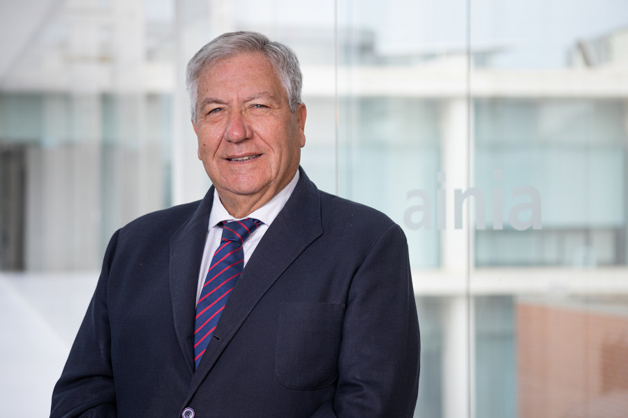 Ainia presidente